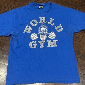 VINTAGE WORLD GYM THROWBACK TSHIRT
